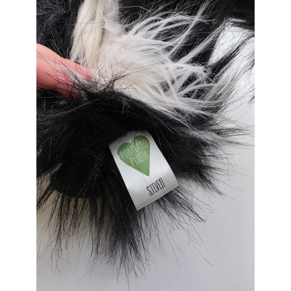 Portland Plush Steven Skunk Black White Shaggy Fur Stuffed Animal Green Heart 9